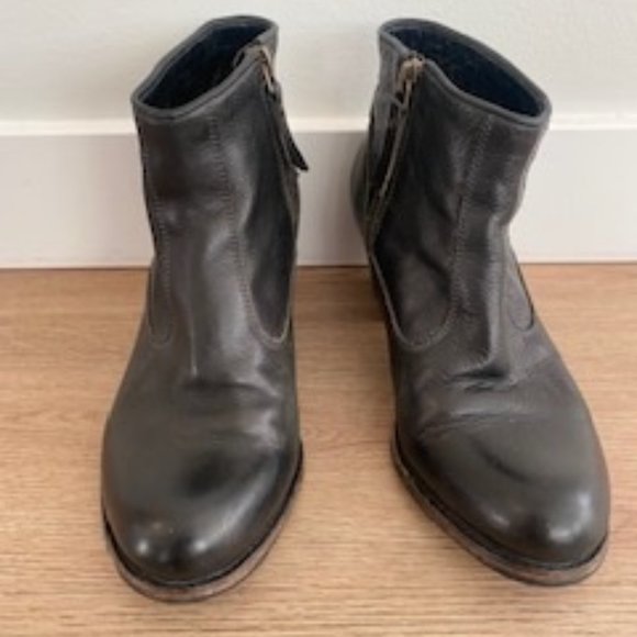 n.d.c Made by Hand Distressed Leather Black Sunday Heel Zip - Picture 2 of 9